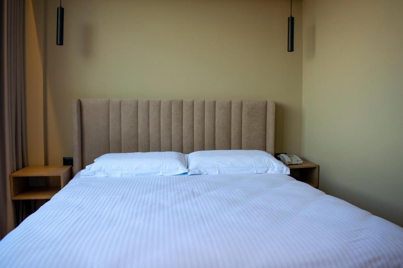 Bocca Hotel Korce Eksteriør bilde